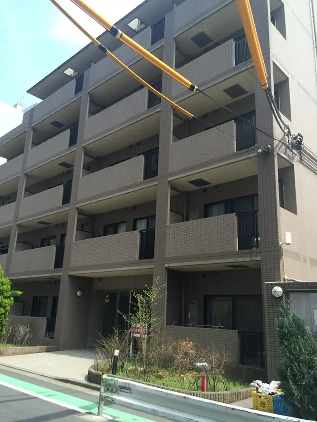 プロッシモ新宿 外観